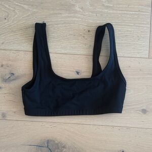 VEHLA Black Scoop Wireless Sports Bralette